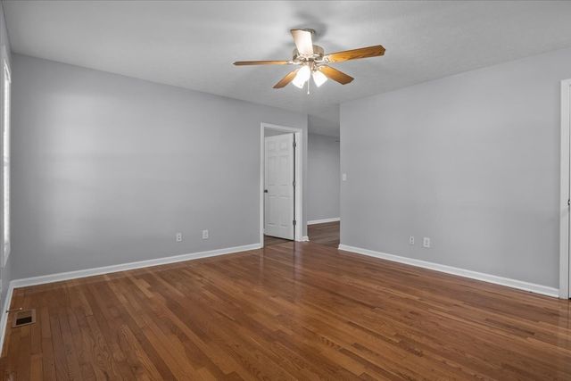 45 Bill Ct, Waverly, TN 37185