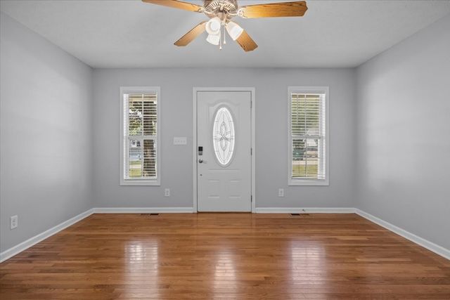 45 Bill Ct, Waverly, TN 37185