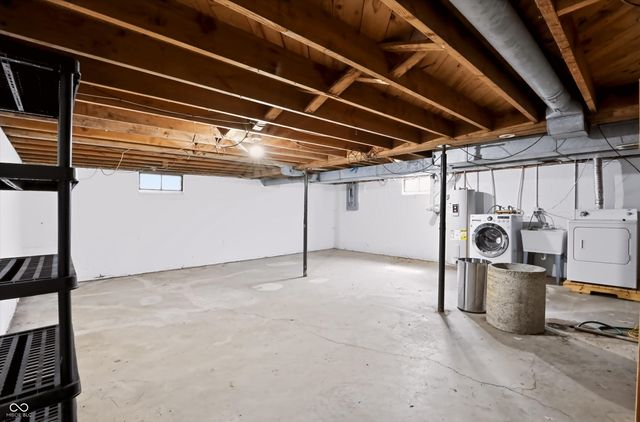 104 Water Street, Greenwood, IN 46143