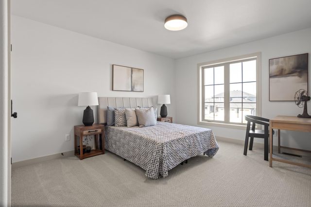 1101 Aspen Terrace, West Fargo, ND 58078