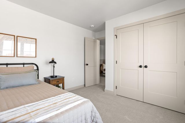 1101 Aspen Terrace, West Fargo, ND 58078