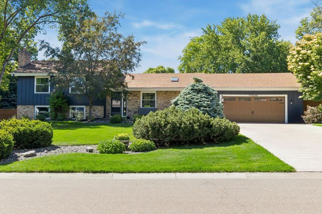 17025 24th Avenue N, Plymouth, MN 55447