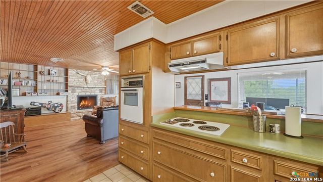 262 SCENIC DR, Canyon Lake, TX 78133