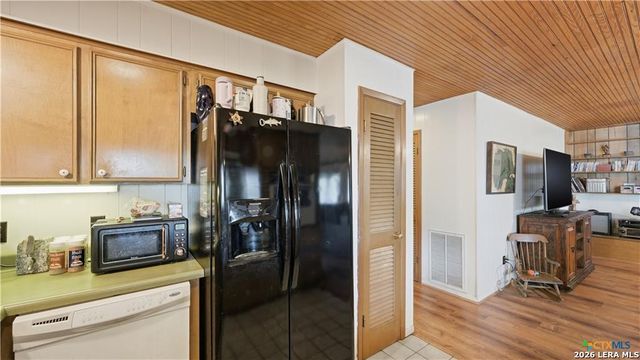 262 SCENIC DR, Canyon Lake, TX 78133
