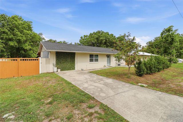 4821 MYRICK AVENUE, Bowling Green, FL 33834
