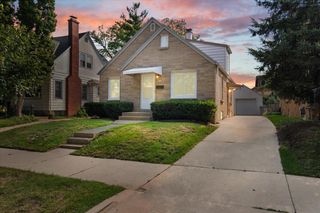 206 N 77th STREET, Milwaukee, WI 53213