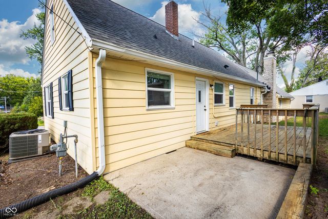 963 W Clinton Street, Danville, IN 46122