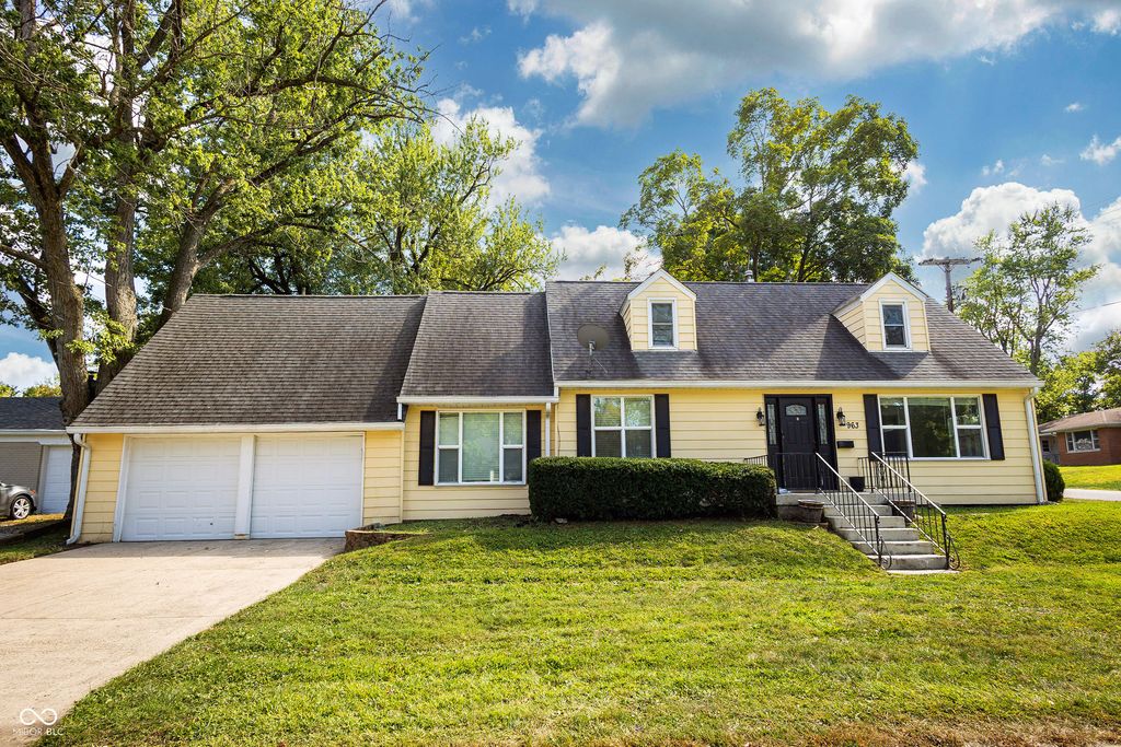 963 W Clinton Street, Danville, IN 46122