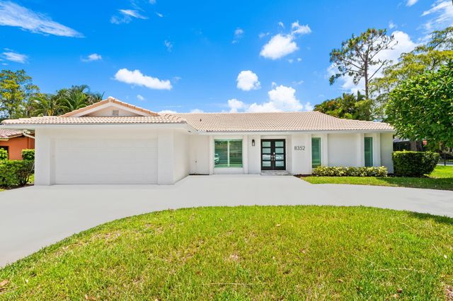 8352 NW 6th Ct, Coral Springs, FL 33071