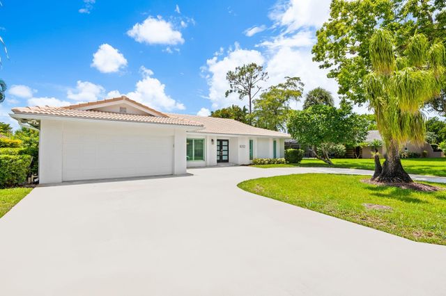 8352 NW 6th Ct, Coral Springs, FL 33071