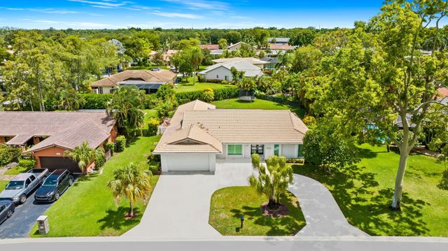 8352 NW 6th Ct, Coral Springs, FL 33071