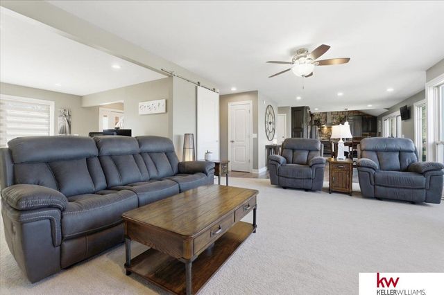 918 Adams Court, Plattsmouth, NE 68048