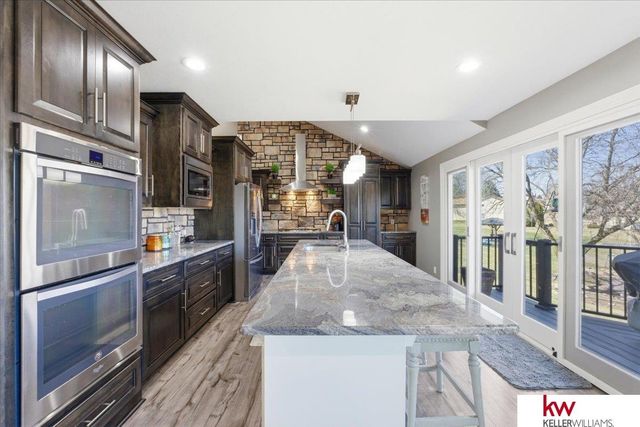 918 Adams Court, Plattsmouth, NE 68048