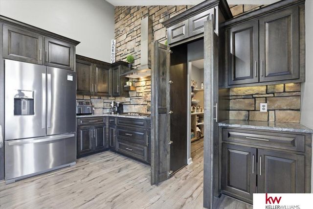 918 Adams Court, Plattsmouth, NE 68048