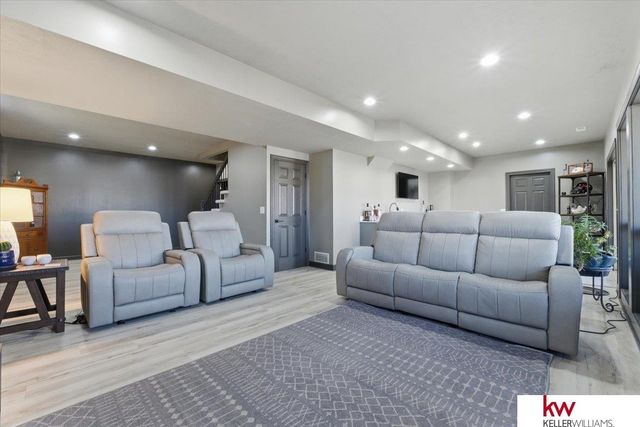 918 Adams Court, Plattsmouth, NE 68048