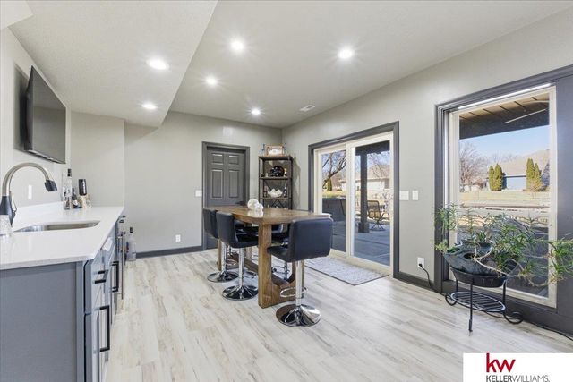 918 Adams Court, Plattsmouth, NE 68048