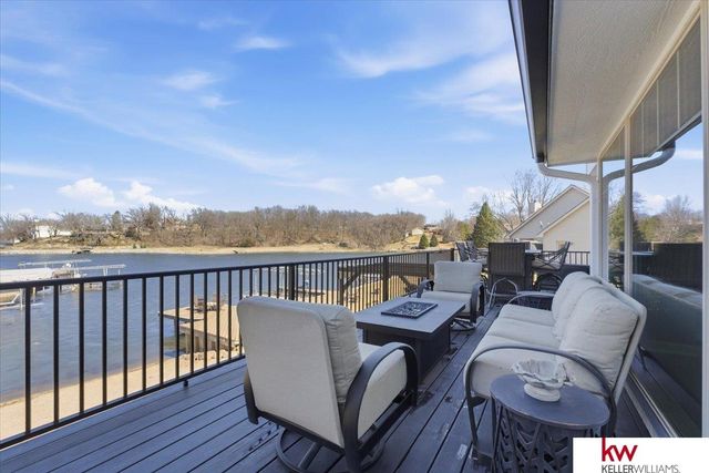 918 Adams Court, Plattsmouth, NE 68048