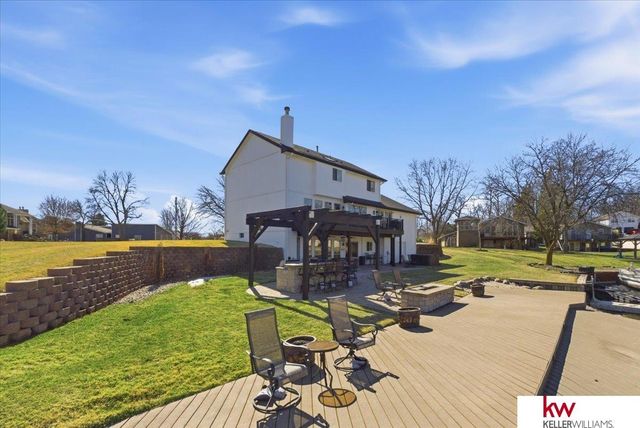 918 Adams Court, Plattsmouth, NE 68048