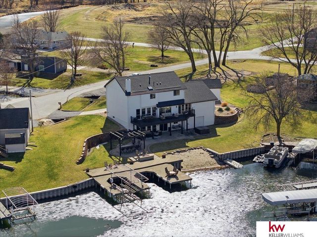 918 Adams Court, Plattsmouth, NE 68048