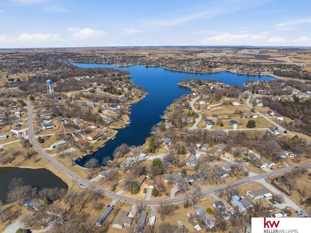 918 Adams Court, Plattsmouth, NE 68048