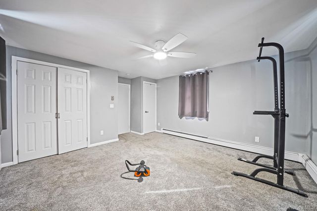 6 Cedar Oaks Avenue, Farmingville, NY 11738