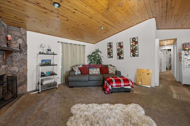 396 Riverside Avenue, Sugarloaf, CA 92386