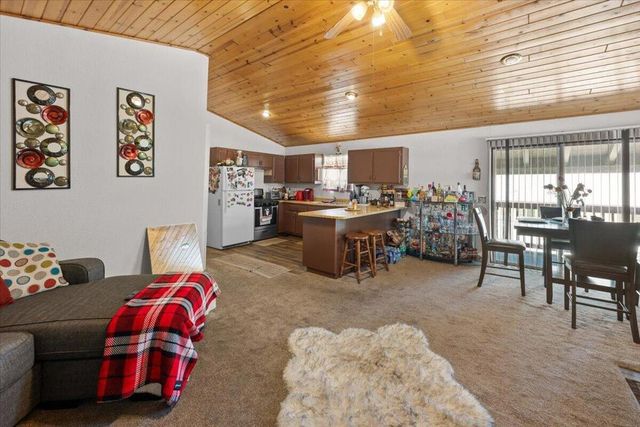 396 Riverside Avenue, Sugarloaf, CA 92386