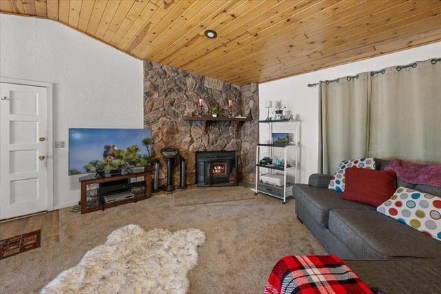 396 Riverside Avenue, Sugarloaf, CA 92386