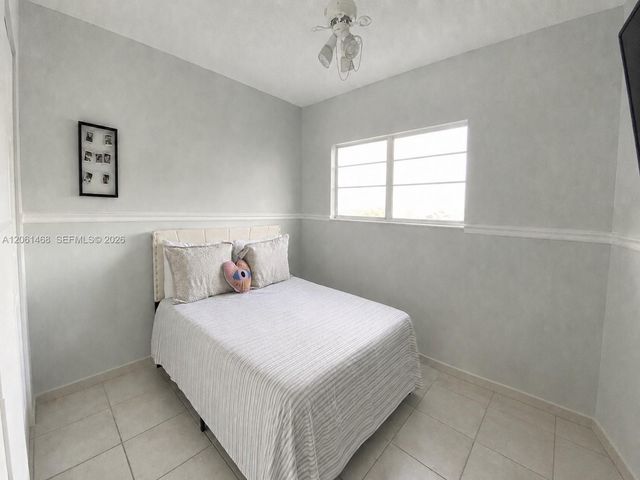 3703 NE 166th Street 704, North Miami Beach, FL 33160