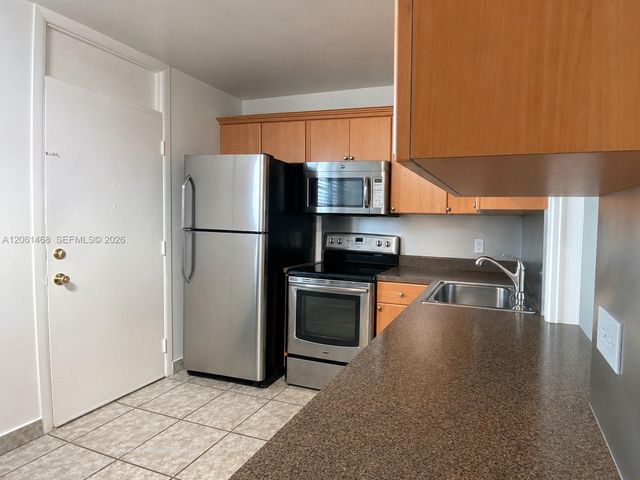 3703 NE 166th Street 704, North Miami Beach, FL 33160