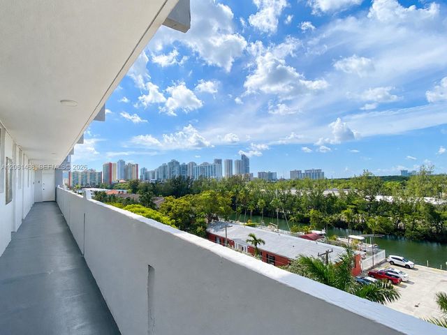 3703 NE 166th Street 704, North Miami Beach, FL 33160