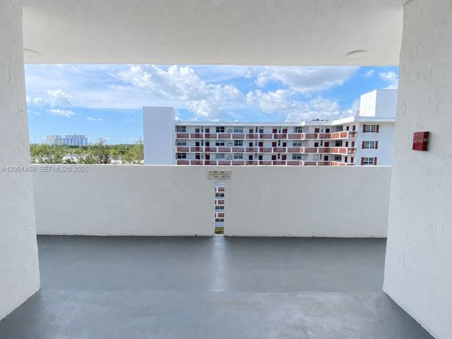 3703 NE 166th Street 704, North Miami Beach, FL 33160