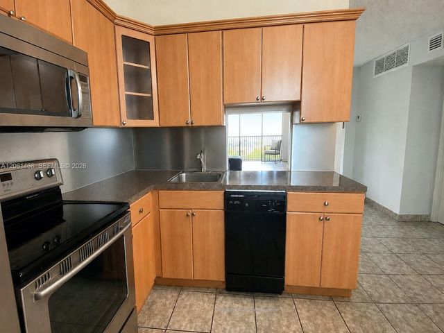3703 NE 166th Street 704, North Miami Beach, FL 33160