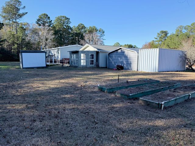 106 Airborne Way, Cross, SC 29436