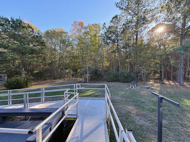 106 Airborne Way, Cross, SC 29436