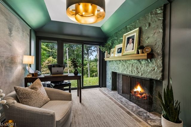 101 Peachcroft Dr, Bernardsville Boro, NJ 07924