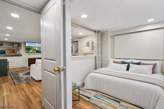 101 Peachcroft Dr, Bernardsville Boro, NJ 07924