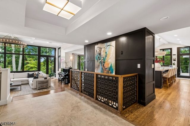 101 Peachcroft Dr, Bernardsville Boro, NJ 07924