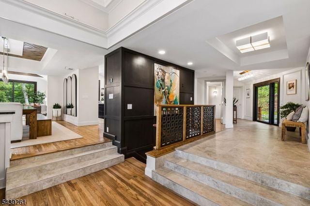 101 Peachcroft Dr, Bernardsville Boro, NJ 07924