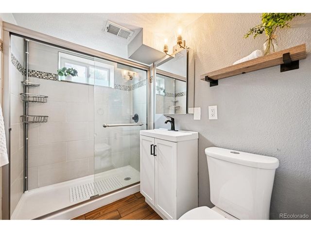 6002 S Crestview St, Littleton, CO 80120