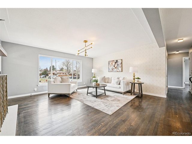 6002 S Crestview St, Littleton, CO 80120