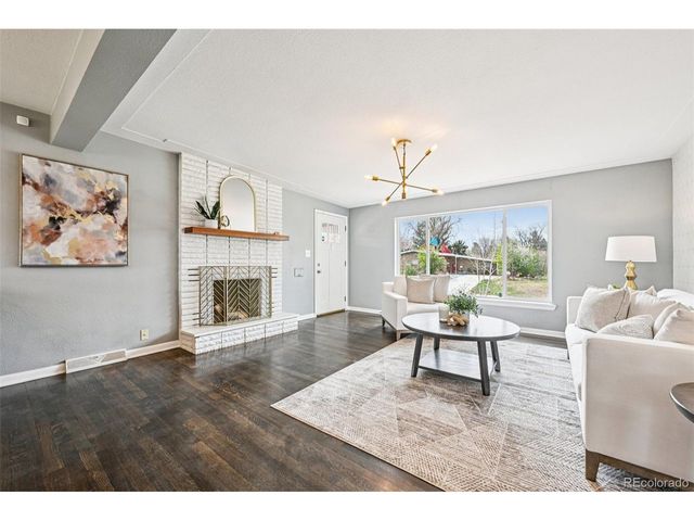 6002 S Crestview St, Littleton, CO 80120