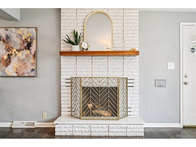 6002 S Crestview St, Littleton, CO 80120