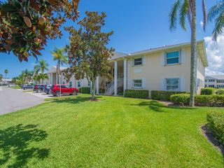 655 W Lake Jasmine Circle 207, Vero Beach, FL 32962