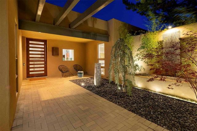 915 Old Santa Fe Trail, Santa Fe, NM 87505