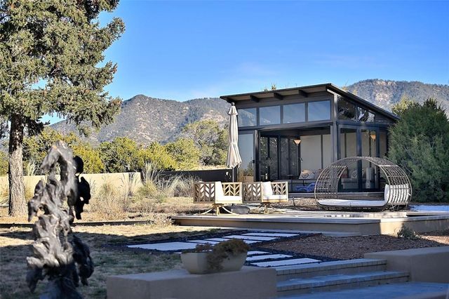 915 Old Santa Fe Trail, Santa Fe, NM 87505