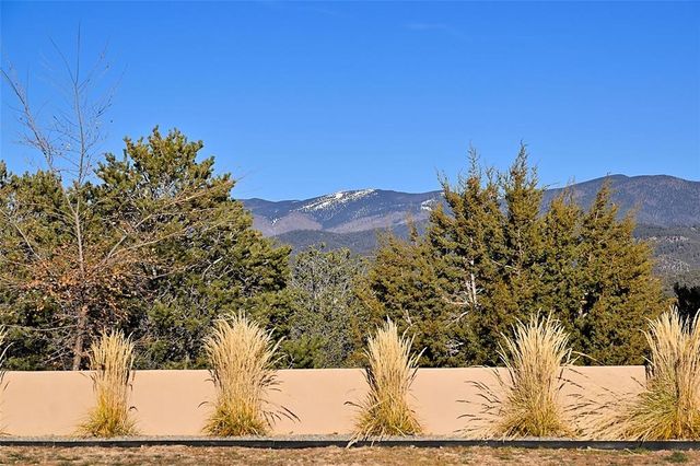 915 Old Santa Fe Trail, Santa Fe, NM 87505