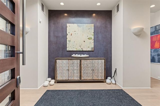 915 Old Santa Fe Trail, Santa Fe, NM 87505