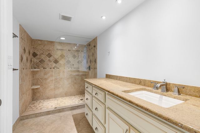 600 Executive Center Drive 111, West Palm Beach, FL 33401