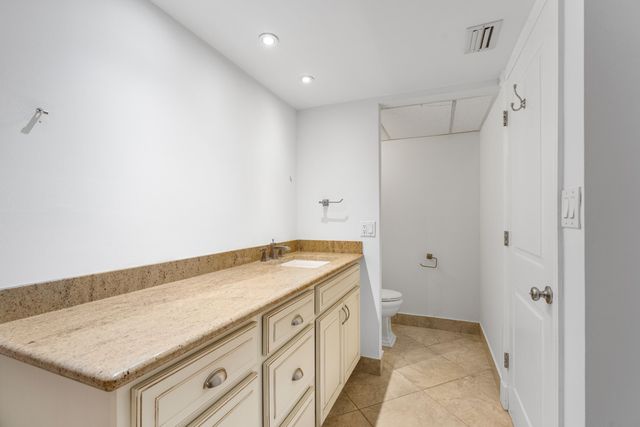 600 Executive Center Drive 111, West Palm Beach, FL 33401